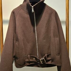 Blouson court zippé